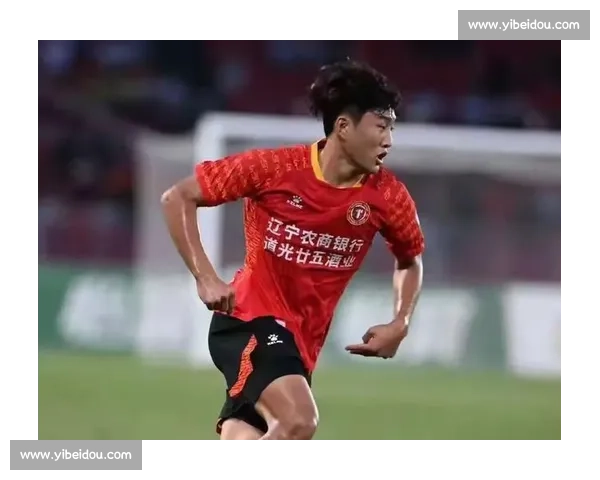 首轮比赛全面打响强队亮相新势力崛起悬念拉满精彩对决引爆赛场热度